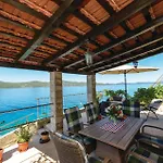 Majkovi-ratac Casa vacanze *