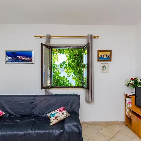 Ferienhaus Holiday Home Slano Majkovi-Ratac