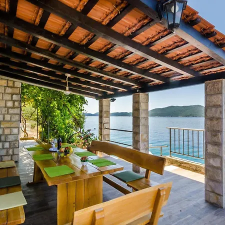 Holiday Home Slano Majkovi-Ratac *