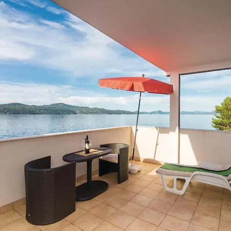 Holiday Home Slano Majkovi-Ratac Ferienhaus *