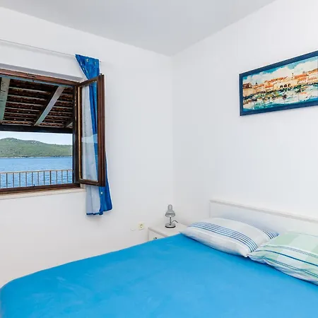 Holiday Home Slano Majkovi-Ratac Ferienhaus *