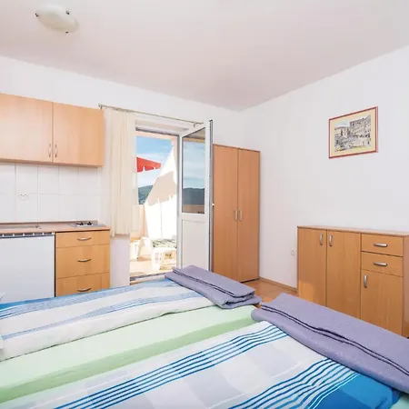 Majkovi-ratac * Slano