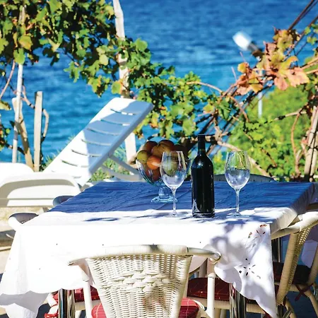 Majkovi-ratac * Slano