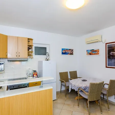 بيت للعطل Majkovi-ratac *